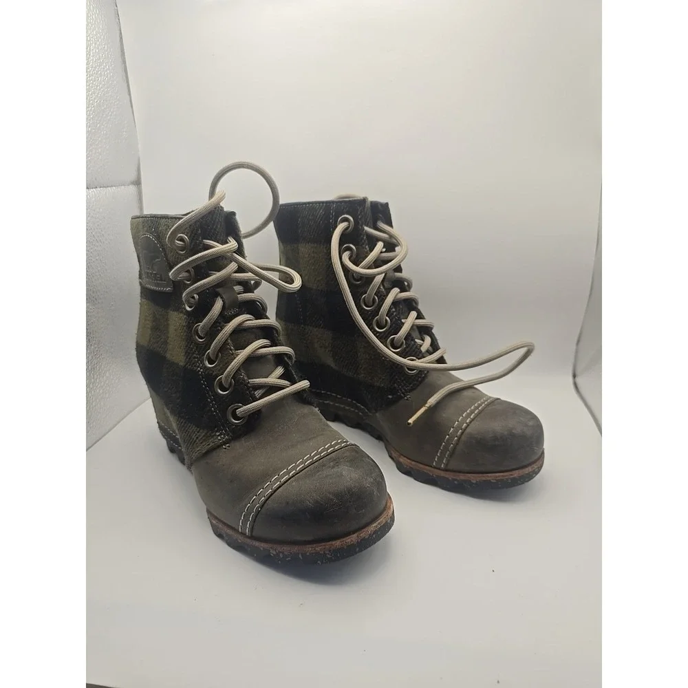 Sorel Buffalo Check Plaid PDX Wedge Boots Bootie Olive Green Women's Size Size 6